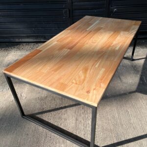 Mesa ratona estilo industrial