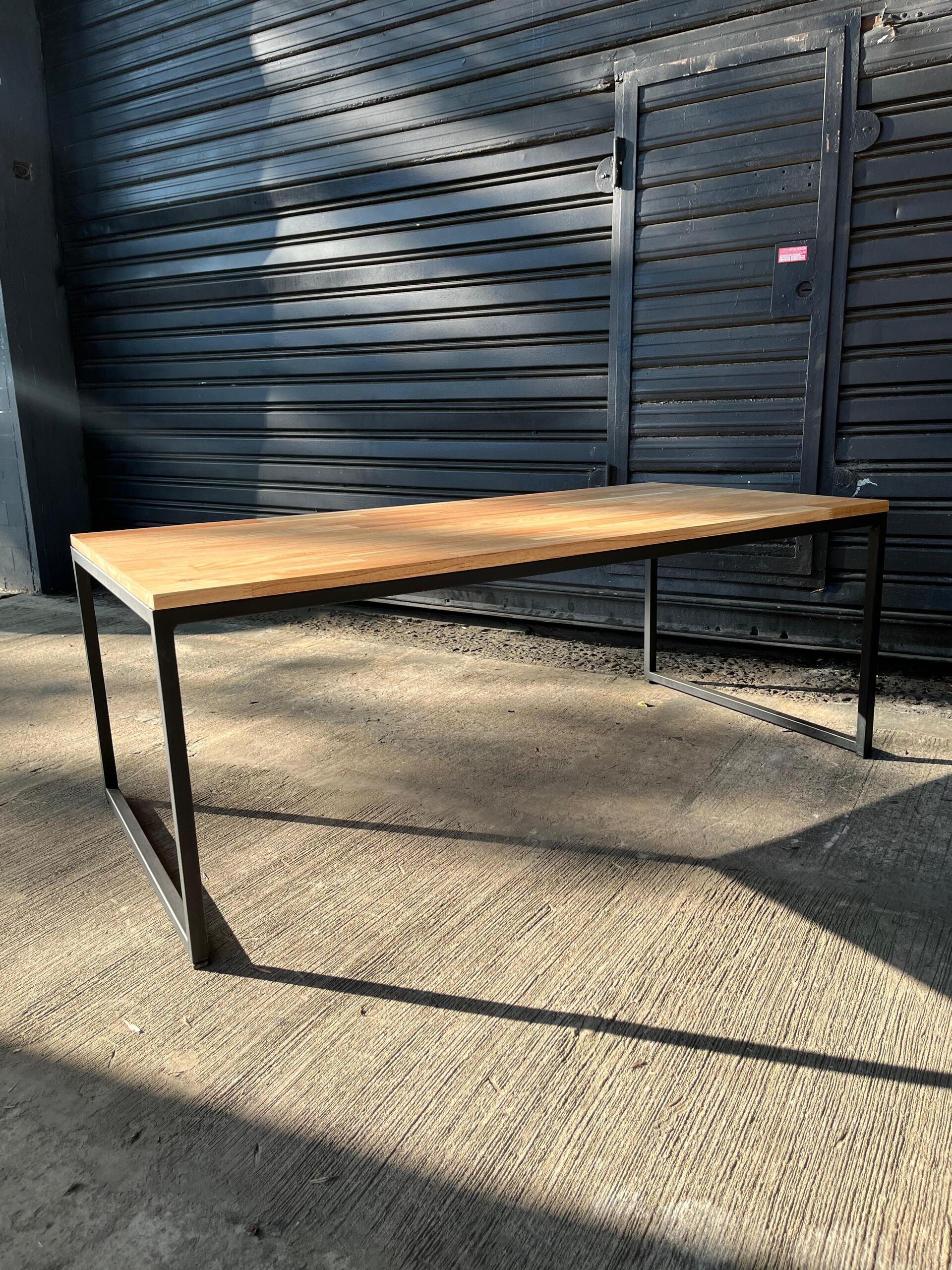 Mesa ratona estilo industrial - Imagen 2
