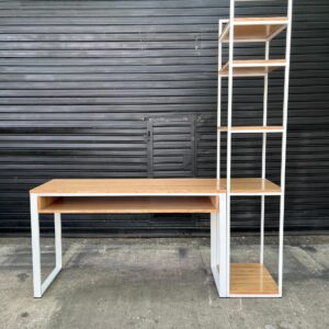 Escritorio industrial + Torre lateral