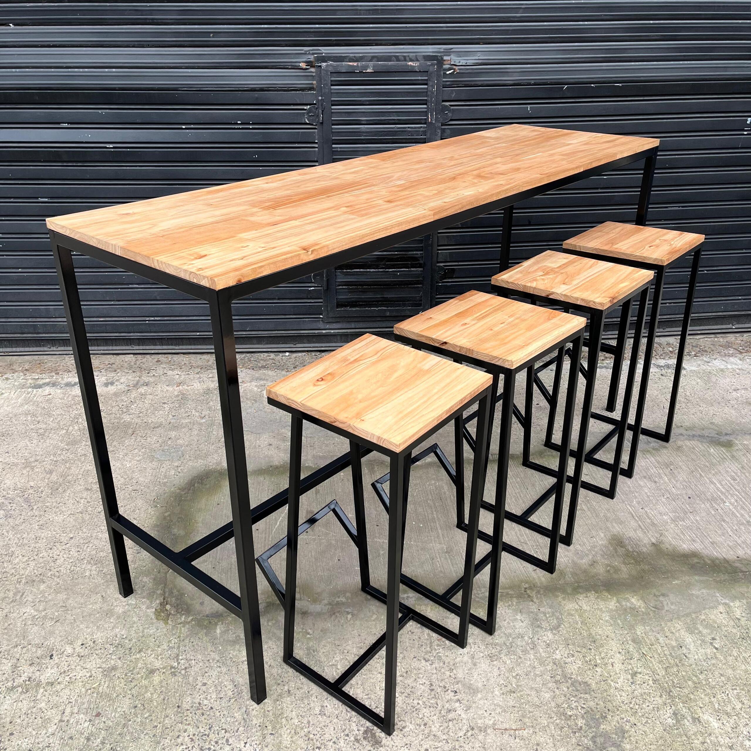 Set barra desayunador grande + 4 banquetas con apoyapies