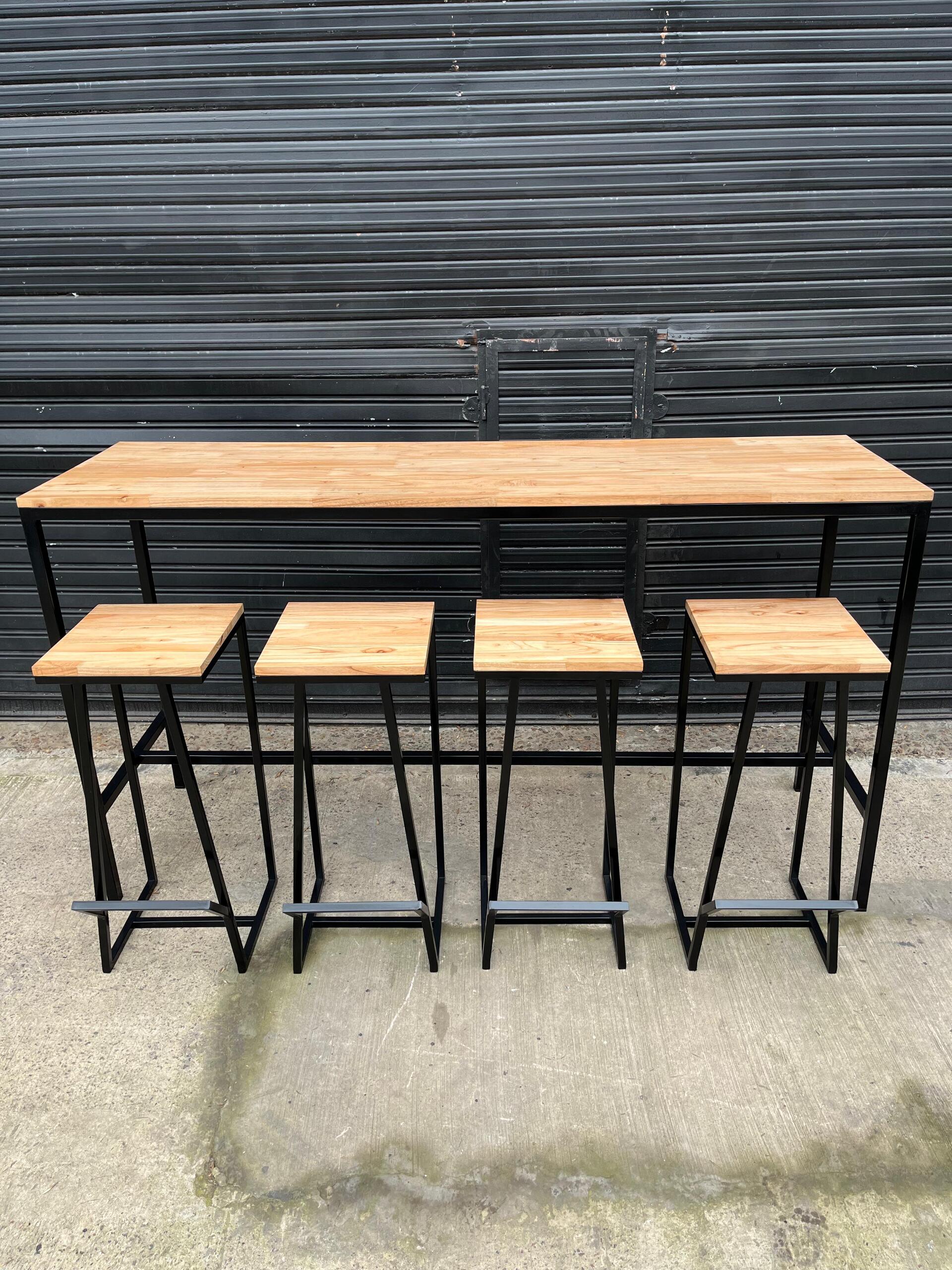 Set barra desayunador grande + 4 banquetas con apoyapies - Imagen 2